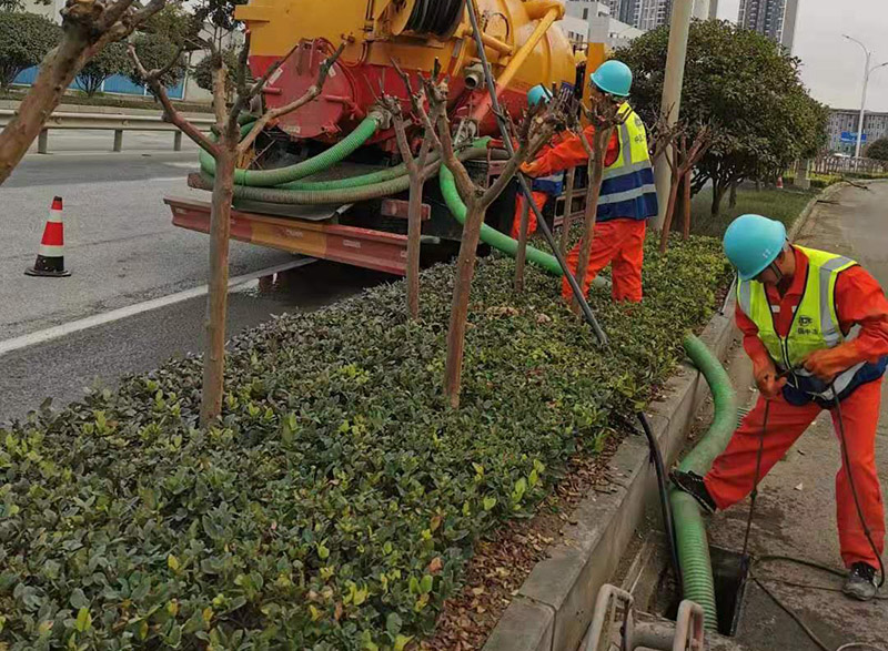 坡头镇市政管道清淤